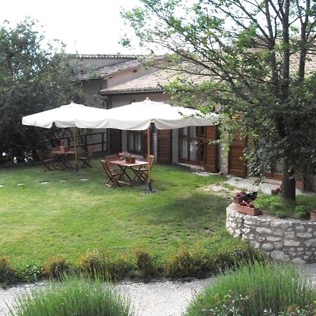 Agriturismo Il Casalino Сполето Экстерьер фото
