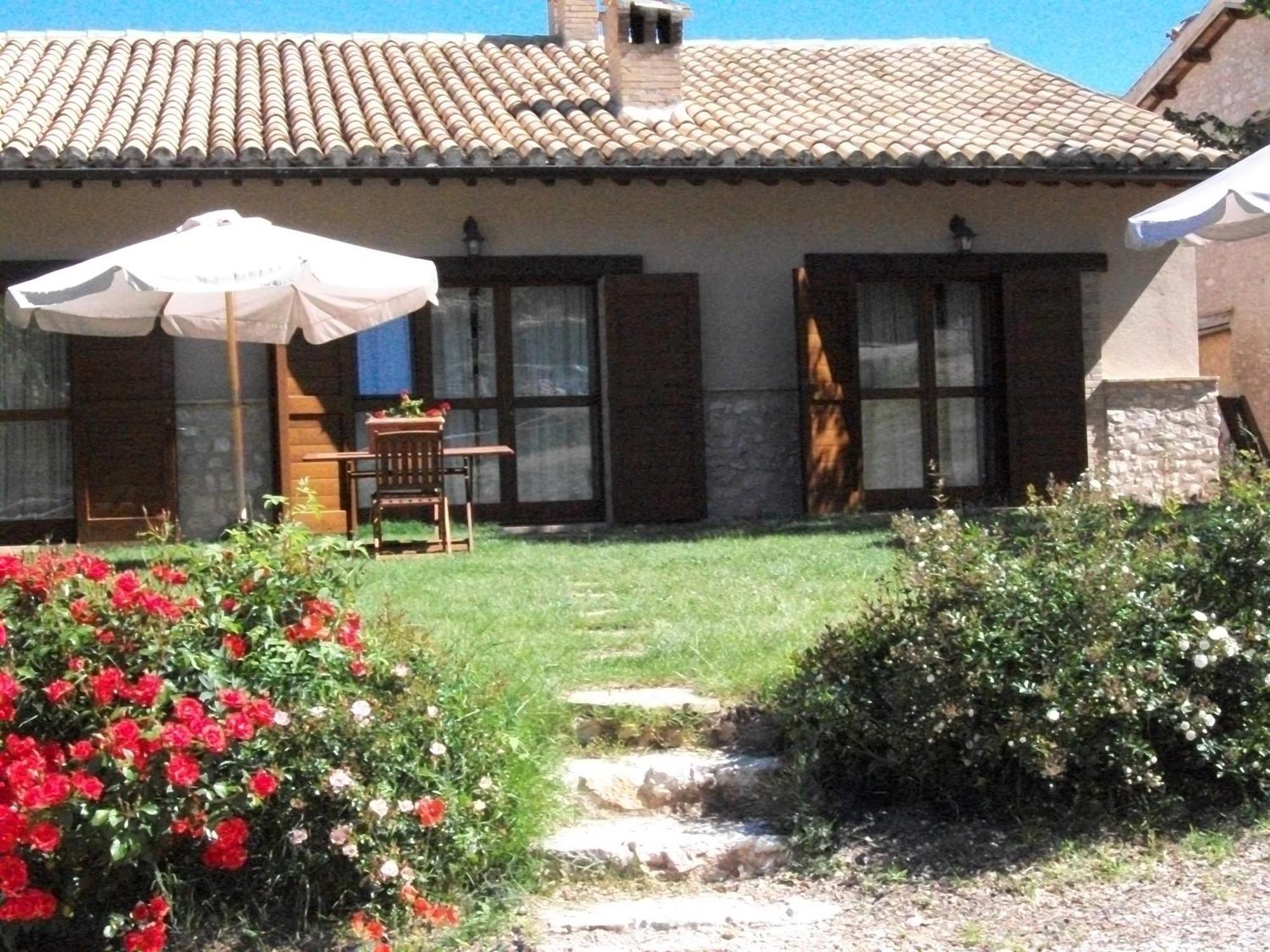 Agriturismo Il Casalino Сполето Экстерьер фото